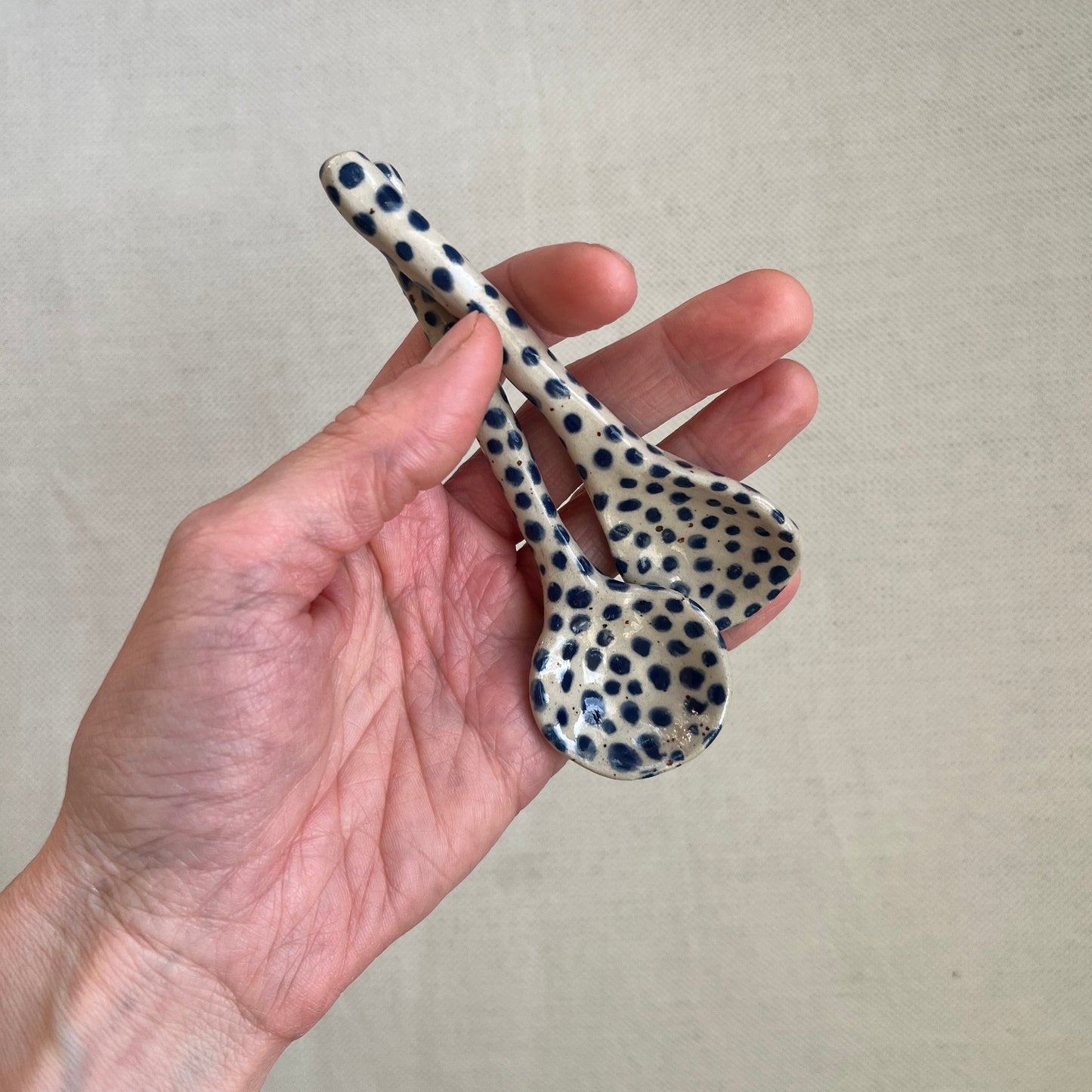 Dotted salt spoons