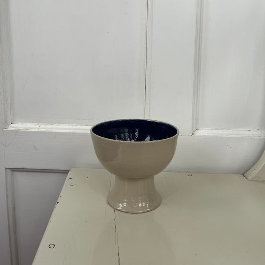 Midnight blue piédestal bowl